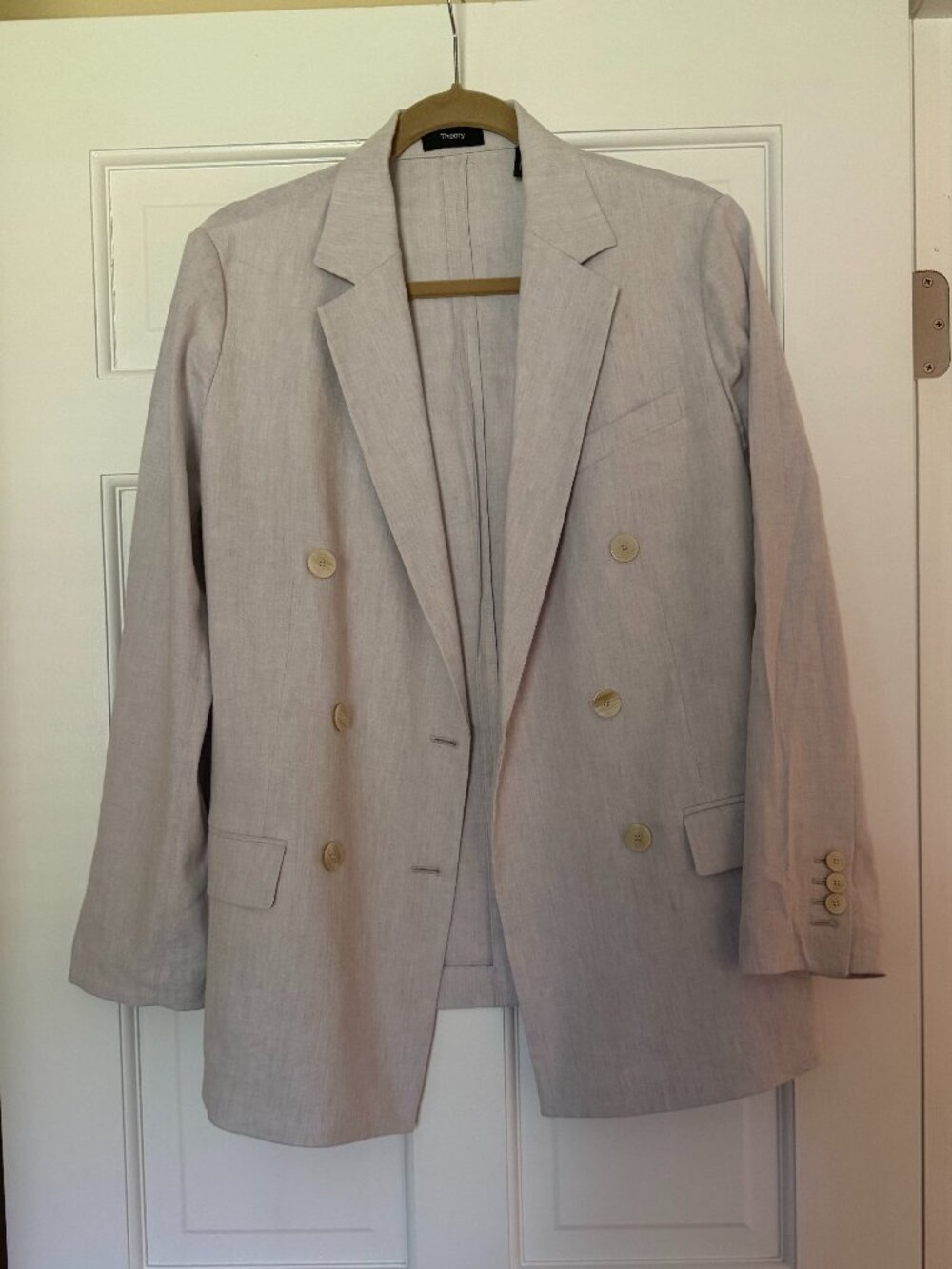 Theory Light Gray Linen Double Breasted Blazer, size 8